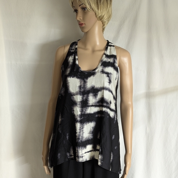 BCBG MaxAzria Dana halter lined tie dye top sz M black gray white NEW - Picture 2 of 9